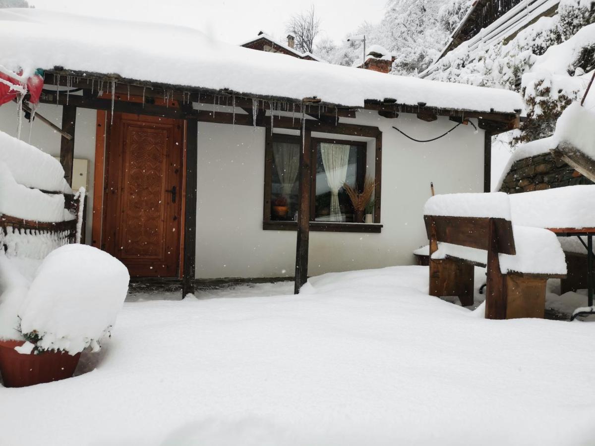 Майоровата къща - B&B Shiroka Laka