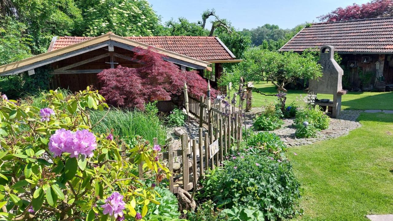 Gästehaus Schörgenhofer - B&B Waging am See