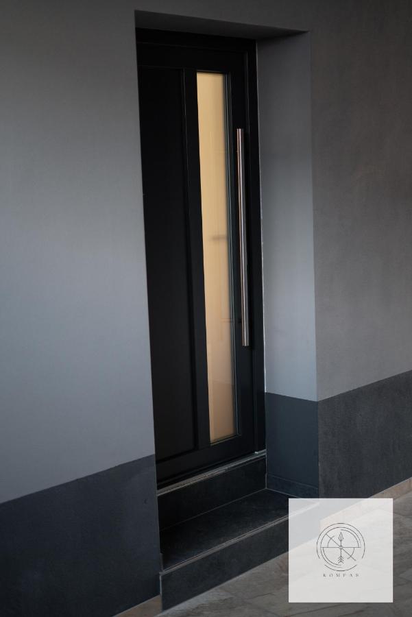 Apartment Kompas - Ferienwohnung