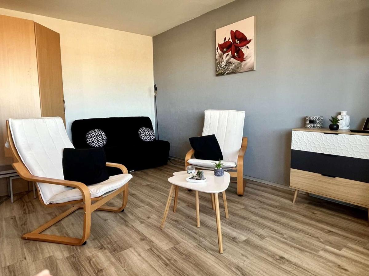 Studio cosy à 300m de la plage avec parking et climatisation - FR-1-225-719 - B&B