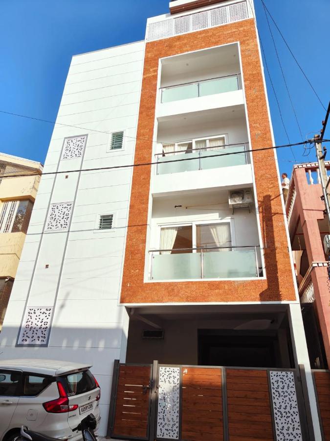 2 Bedroom Apartment near Vijayanagar, Bangalore - B&B