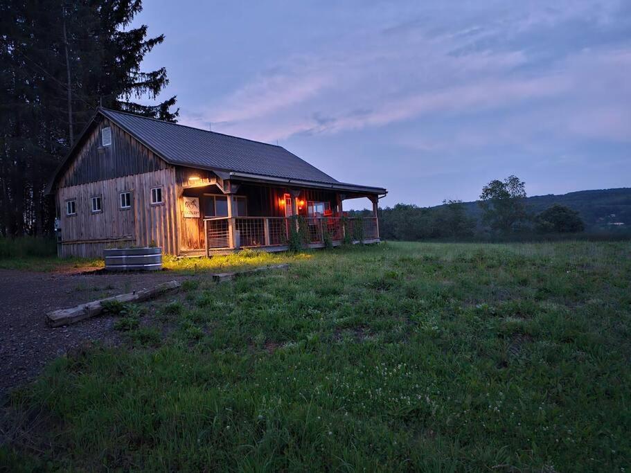 B&B Sherburne - Horse Farm Retreat - Bed and Breakfast Sherburne