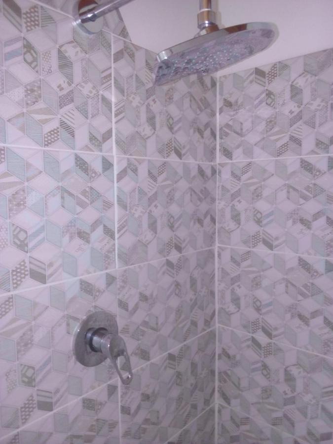 Chambre Double Deluxe avec Douche