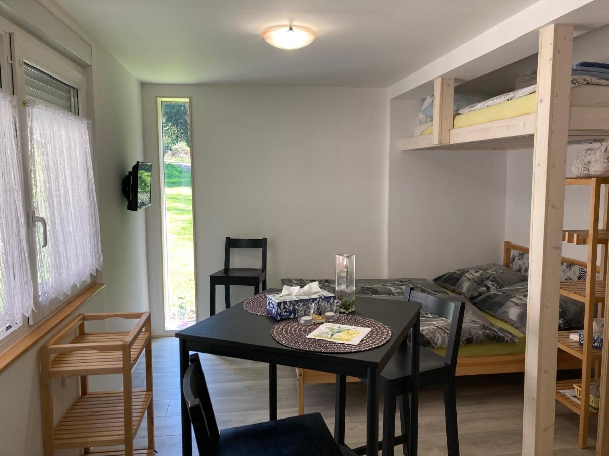 Driepersoonskamer met Eigen Badkamer