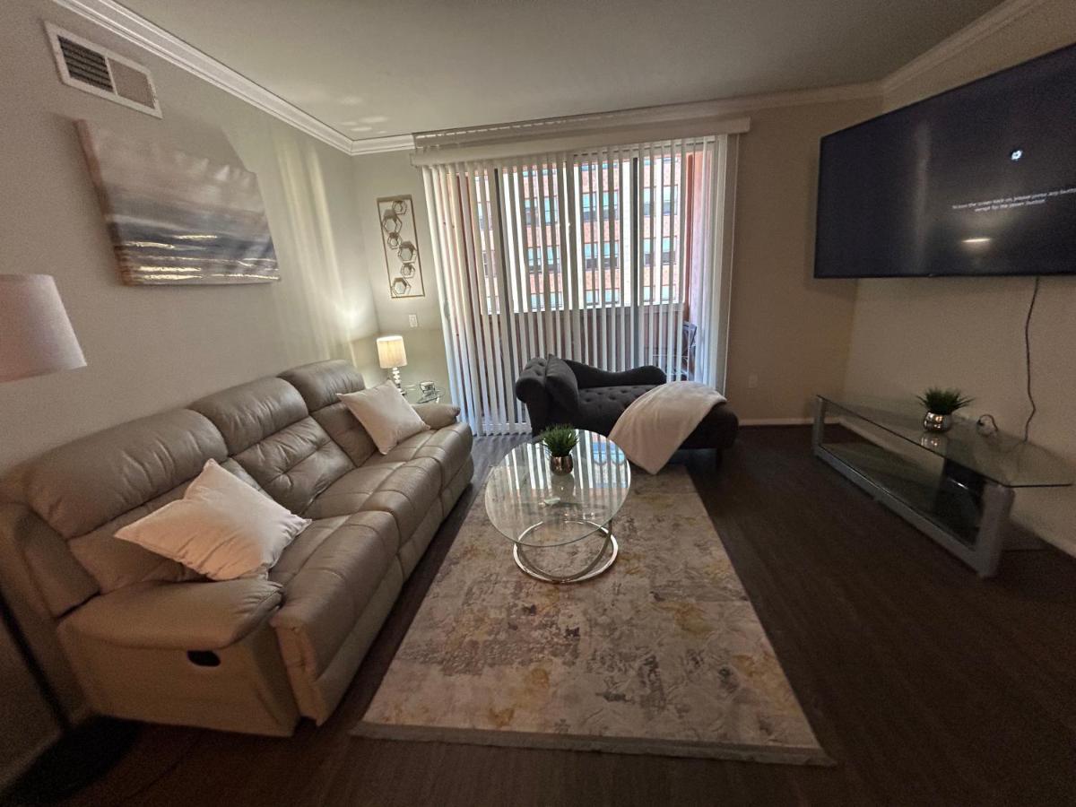 B&B Los Angeles - 2 Bedroom Apartment Downtown LA! - Bed and Breakfast Los Angeles