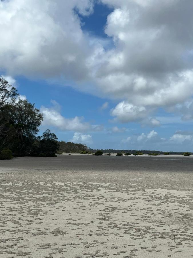 B&B Tin Can Bay - Cooloola Cove Hideaway - Bed and Breakfast Tin Can Bay