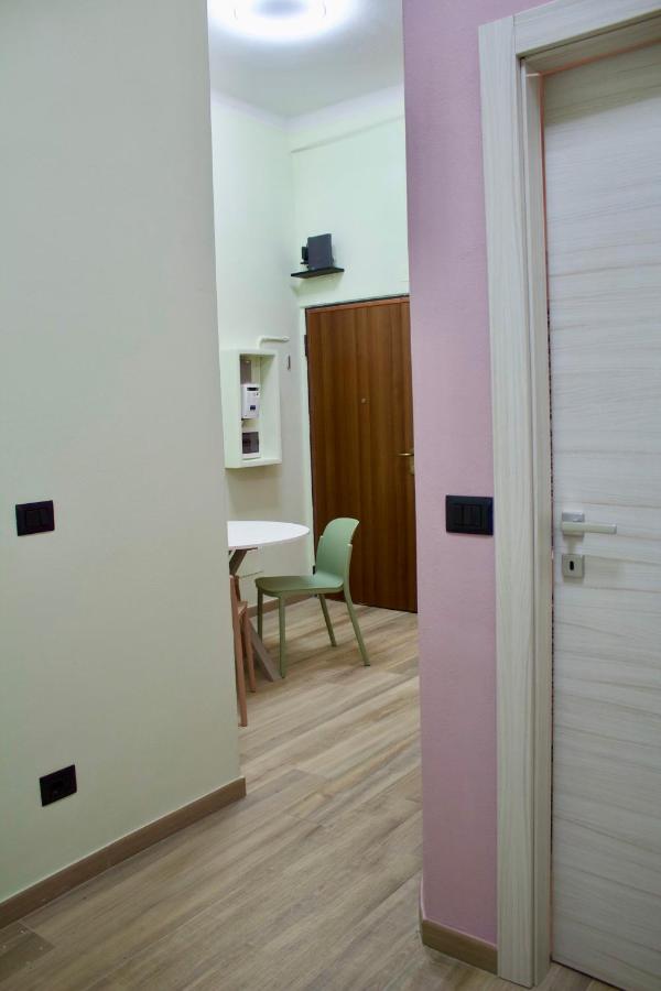 H2ome- Bolzaneto 2 camere wifi AC - B&B Genova