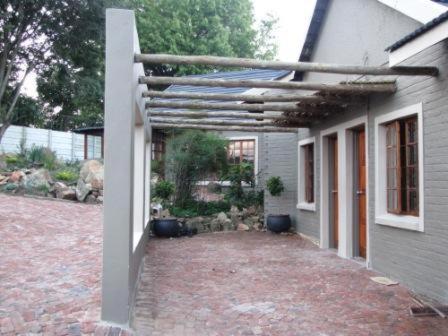 Mzanzi Rock Guesthouse - B&B Johannesburg