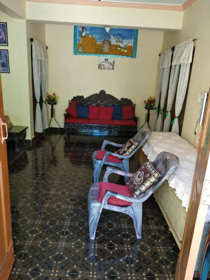 FLOBESTIAN BEACH VILLA CANDOLIM BEACH - Bed and Breakfast Aguada