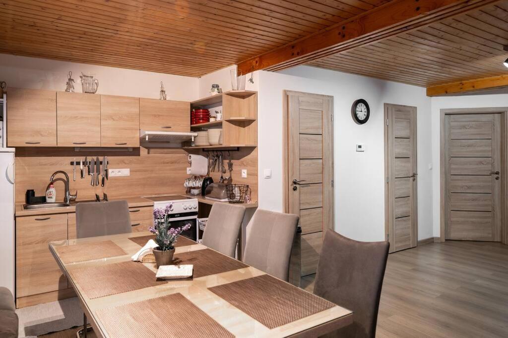 Chata Rodinka - B&B Vinne