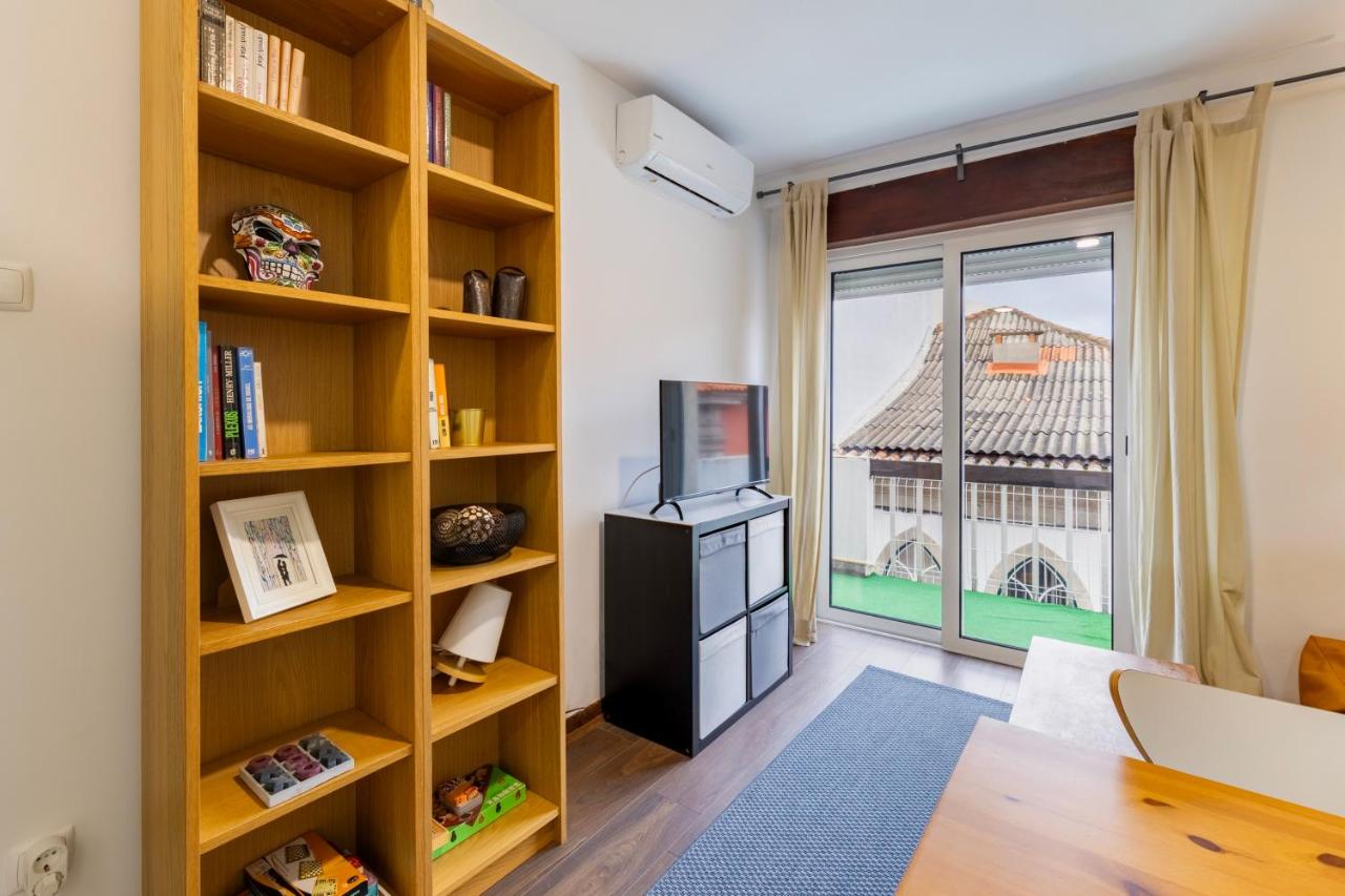 Cosy Remodeled apartment in the City center - B&B Fundão