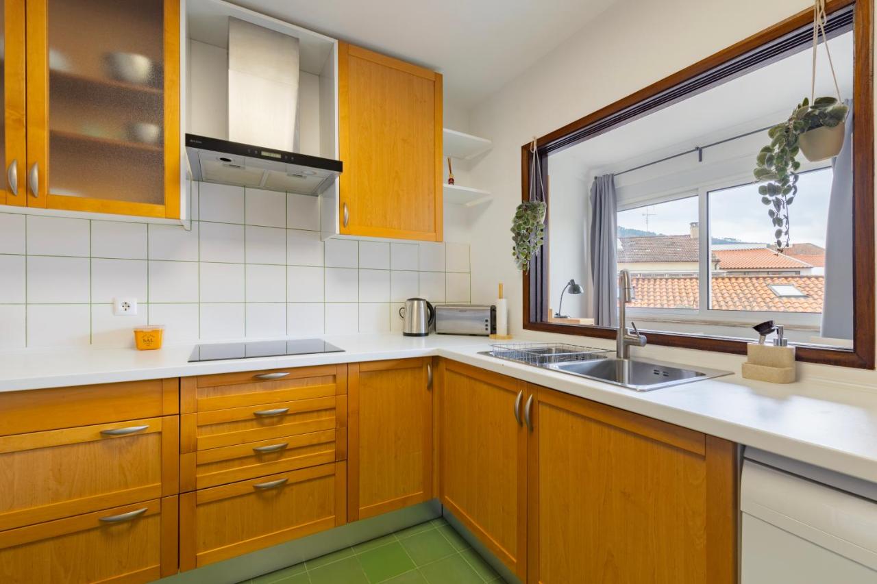Remodeled historical apartment in the City center - Chambres d'hôtes Fundão