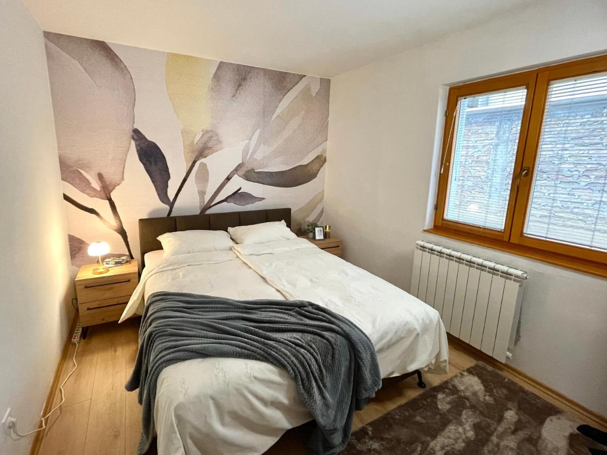 B&B Sarajevo - Cozy Midtown Flat w/ free parking - Bed and Breakfast Sarajevo