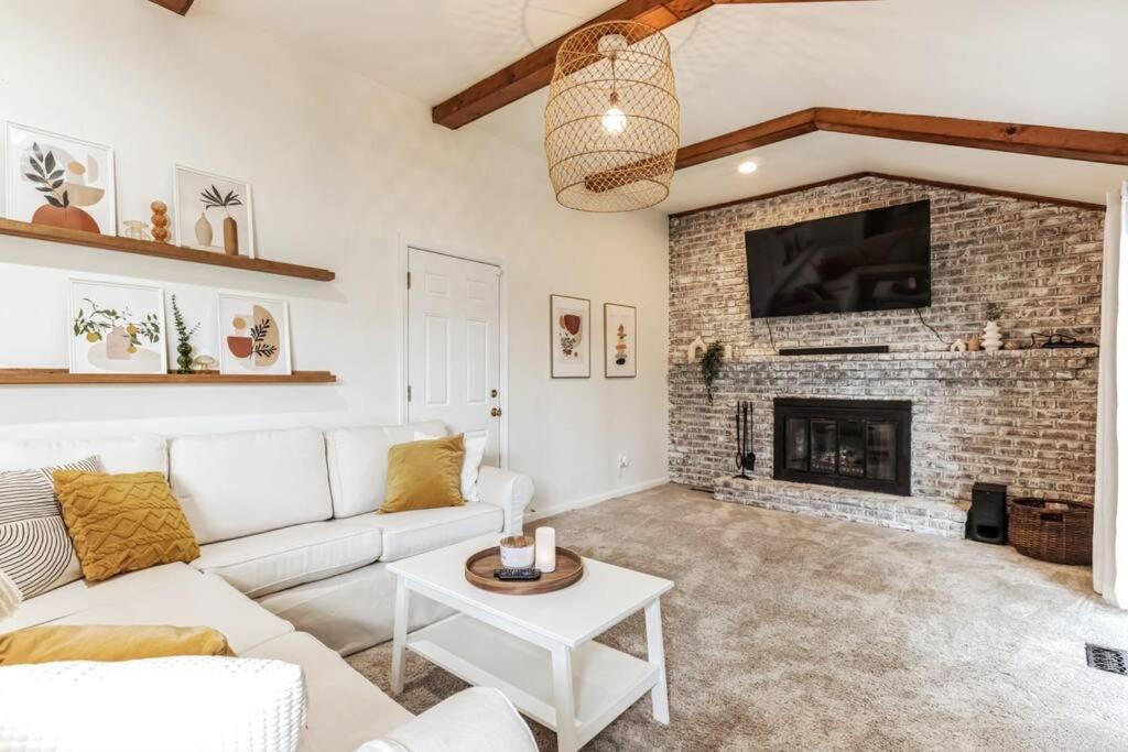 The Chill Pad Deluxe in Cherry Hill - Bed and Breakfast