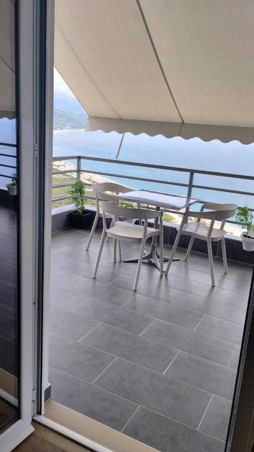 Rafa's Apartament - B&B Himarë