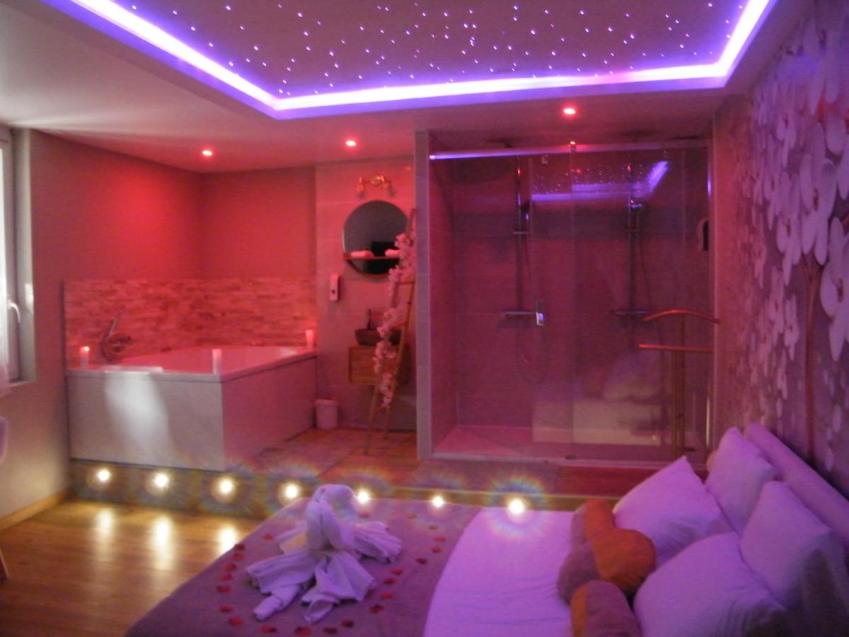 Studio Love room Spa Baignoire double La Ciotat Centre port - B&B La Ciotat