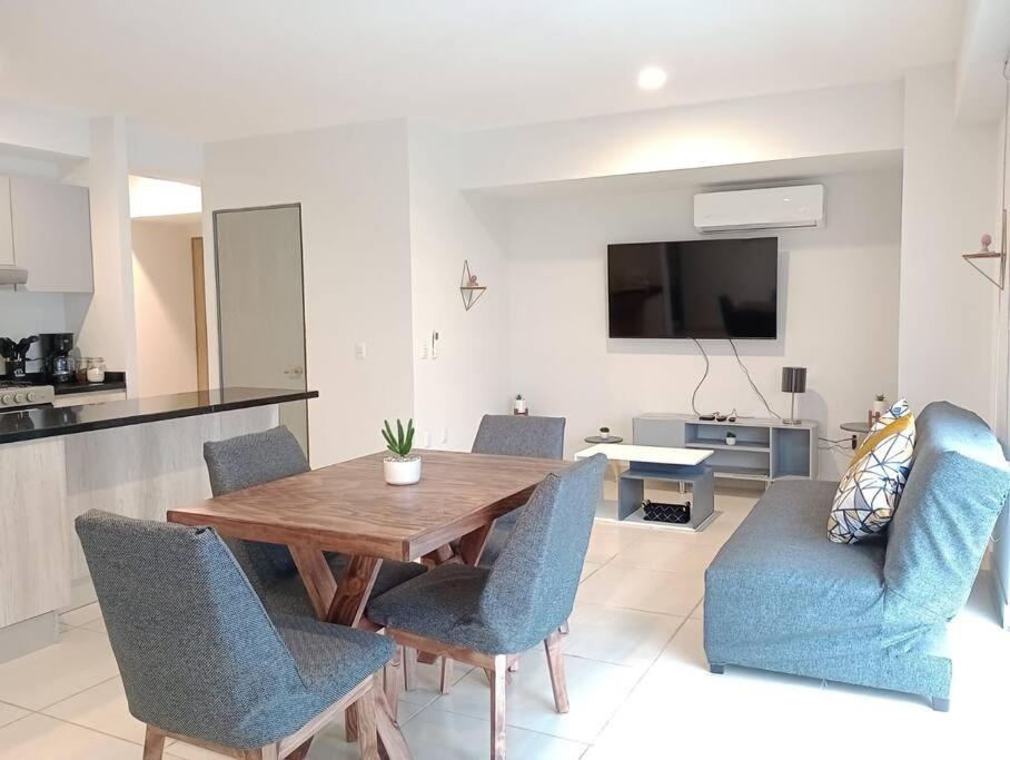 Federalta Aptm 1 parking/2BR/2BA - B&B