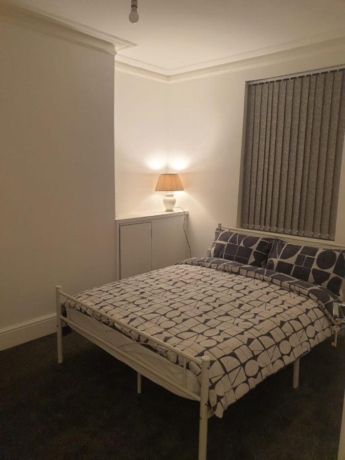 B&B Luton - SWEET DREAMS 2 - Bed and Breakfast Luton