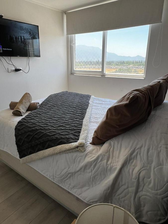 B&B Rancagua - Cómoda pieza con TV, wifi , estacionamiento privado - Bed and Breakfast Rancagua