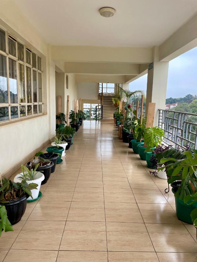 Luxe 1BR, Ngong Road, Nairobi - B&B
