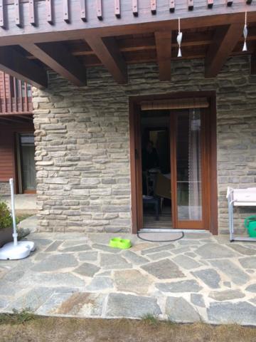 Estudio con sofá cama