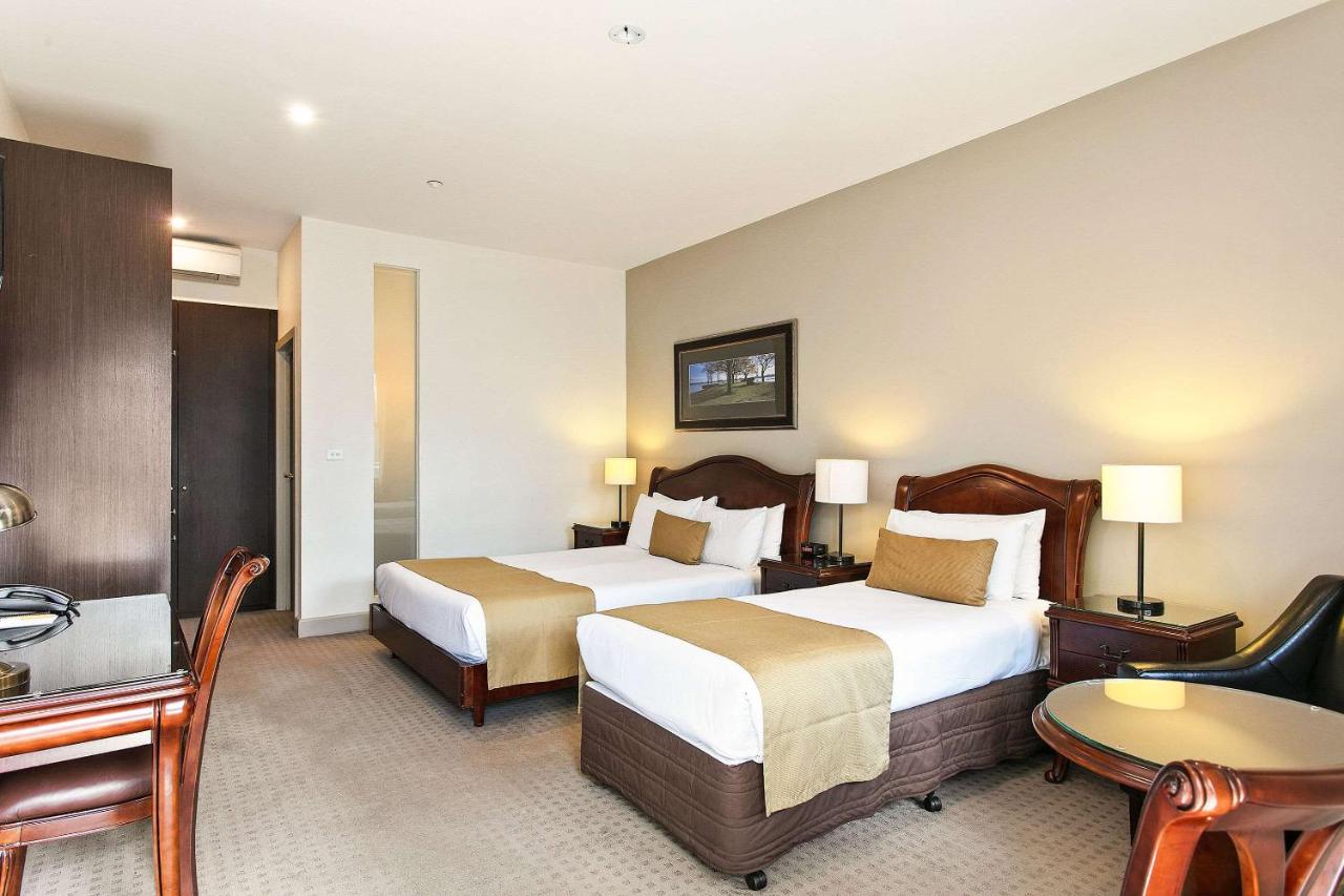 B&B Ballarat - Quality Inn Heritage on Lydiard - Bed and Breakfast Ballarat