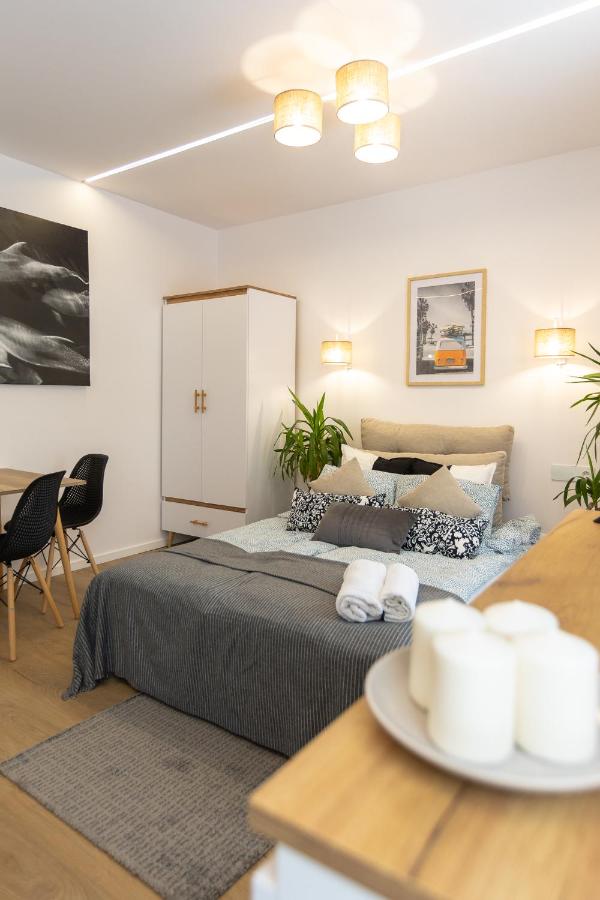 Studio Apartment