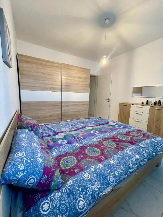 B&B San Pawl il-Baħar - 2 Bedroom apartment close to the beach - Bed and Breakfast San Pawl il-Baħar