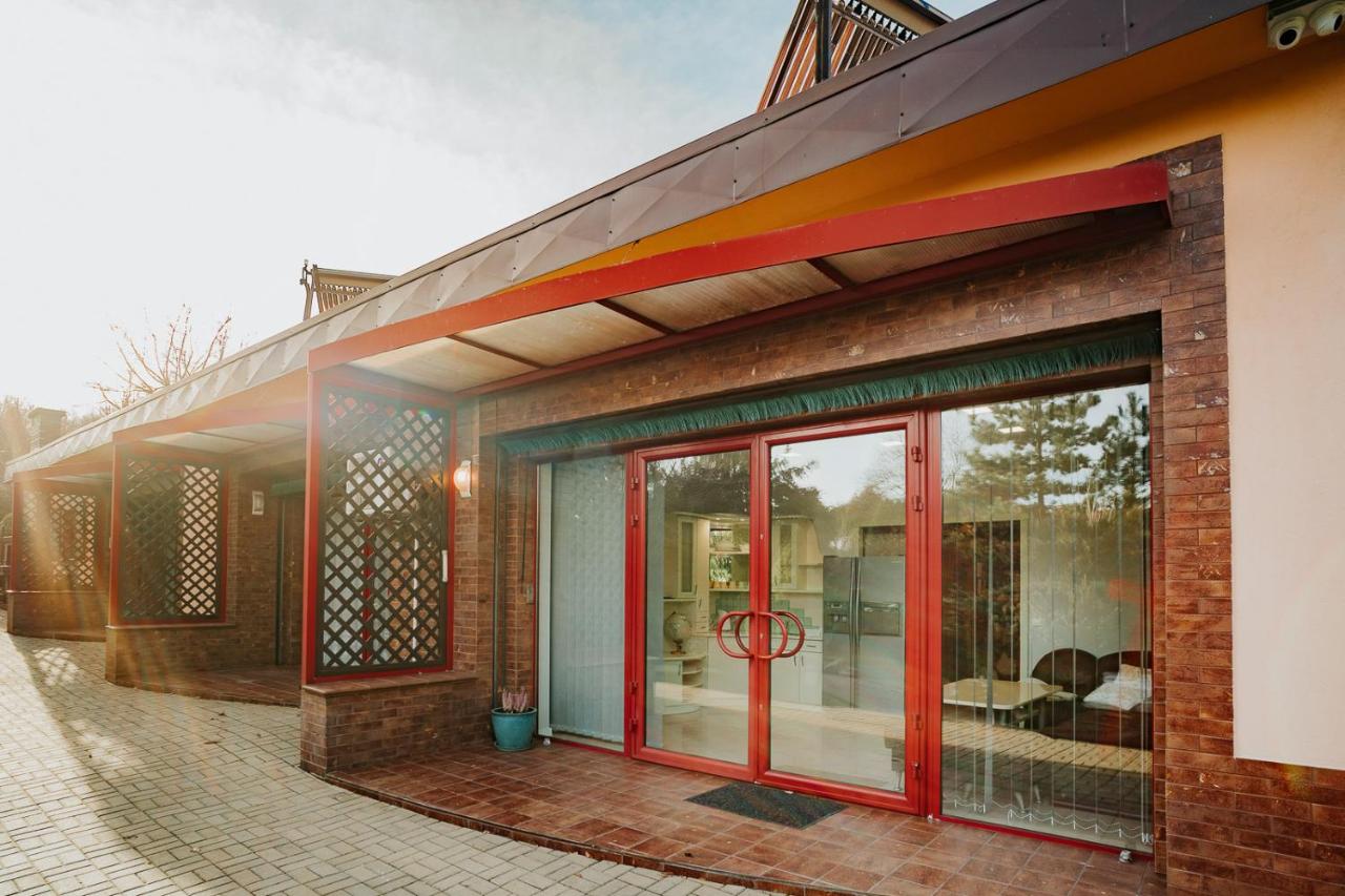 Apartamenty Pod Dzwonkiem - B&B Wadowice