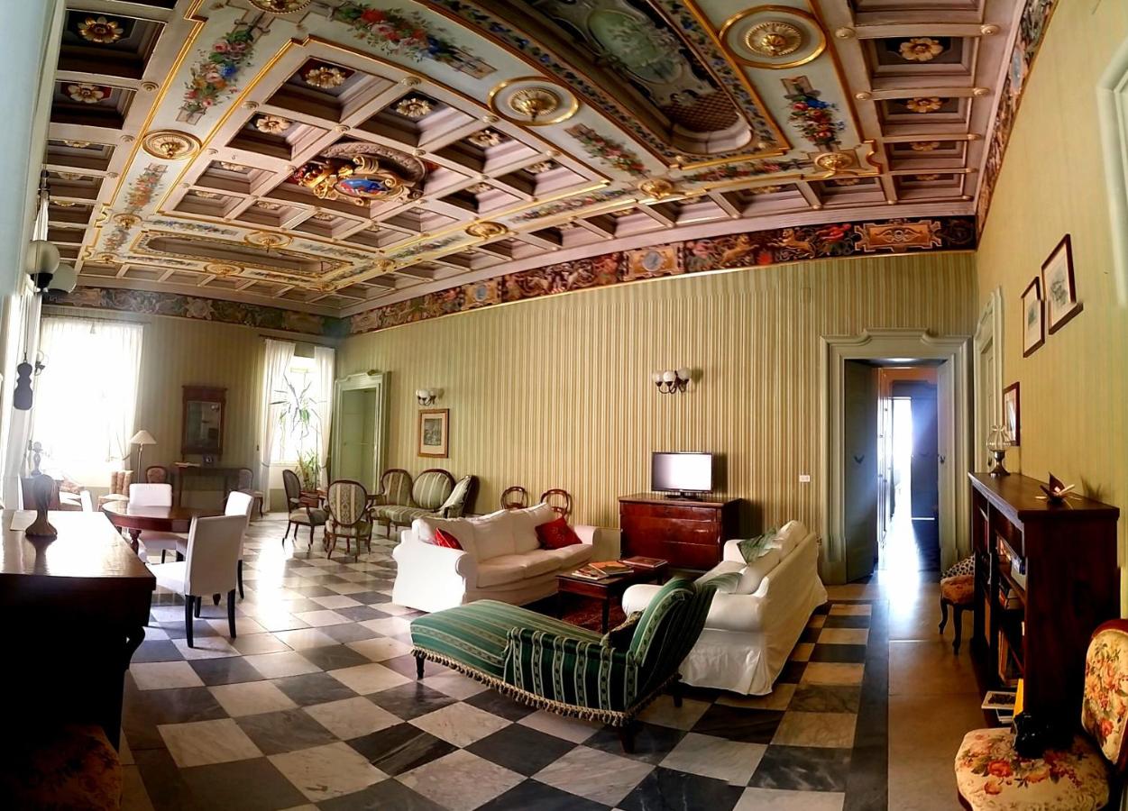 Resort a Palazzo B&B - B&B Fermo