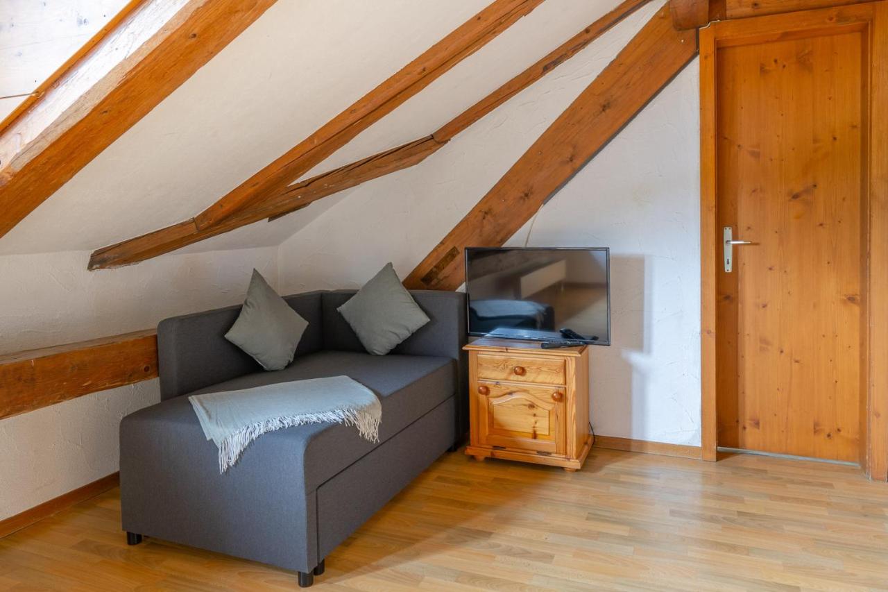 Twin Room with Private Bathroom