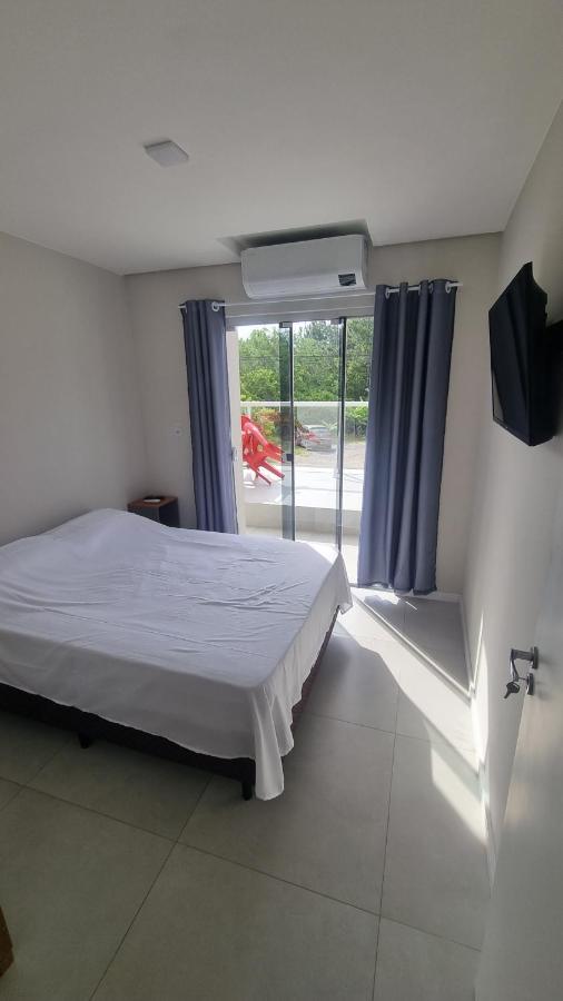 Quartos Confortáveis em casa compartilhada - 5 min Aeroporto Internacional - B&B