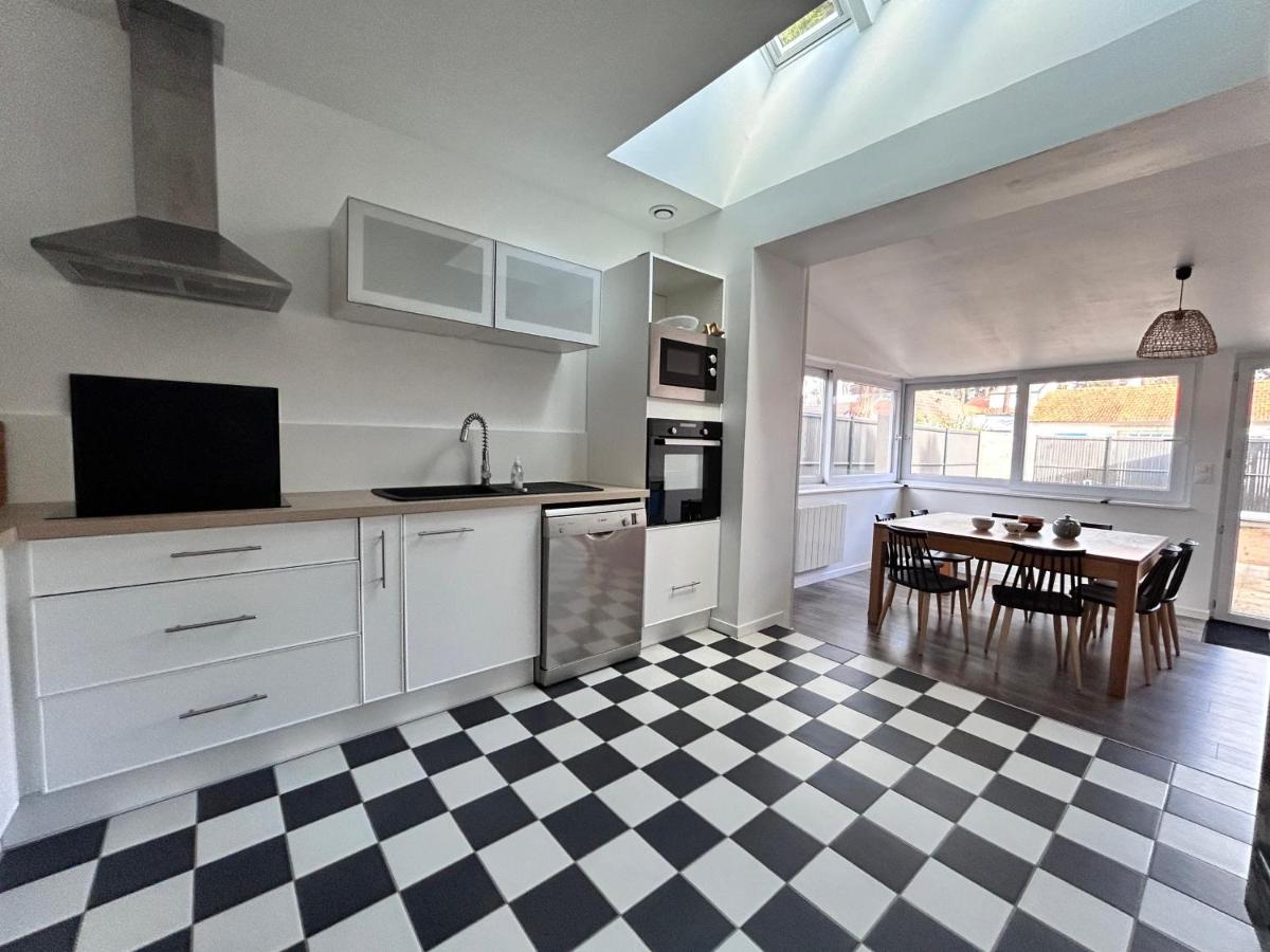 Maison rénovée 4 ch. avec jardin, à 700m de la plage et proches commerces - St Brevin Les Pins - FR-1-364-152 - B&B Saint-Brevin-les-Pins