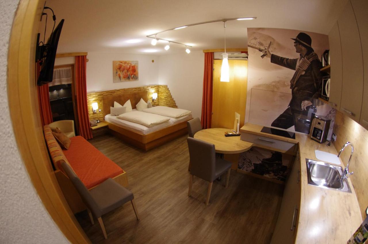 Studio (2 Erwachsene)