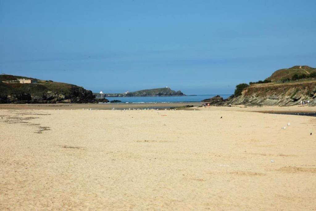 2 Bedroom Caravan. Newquay. Cornwall. - Chambres d’hôtes