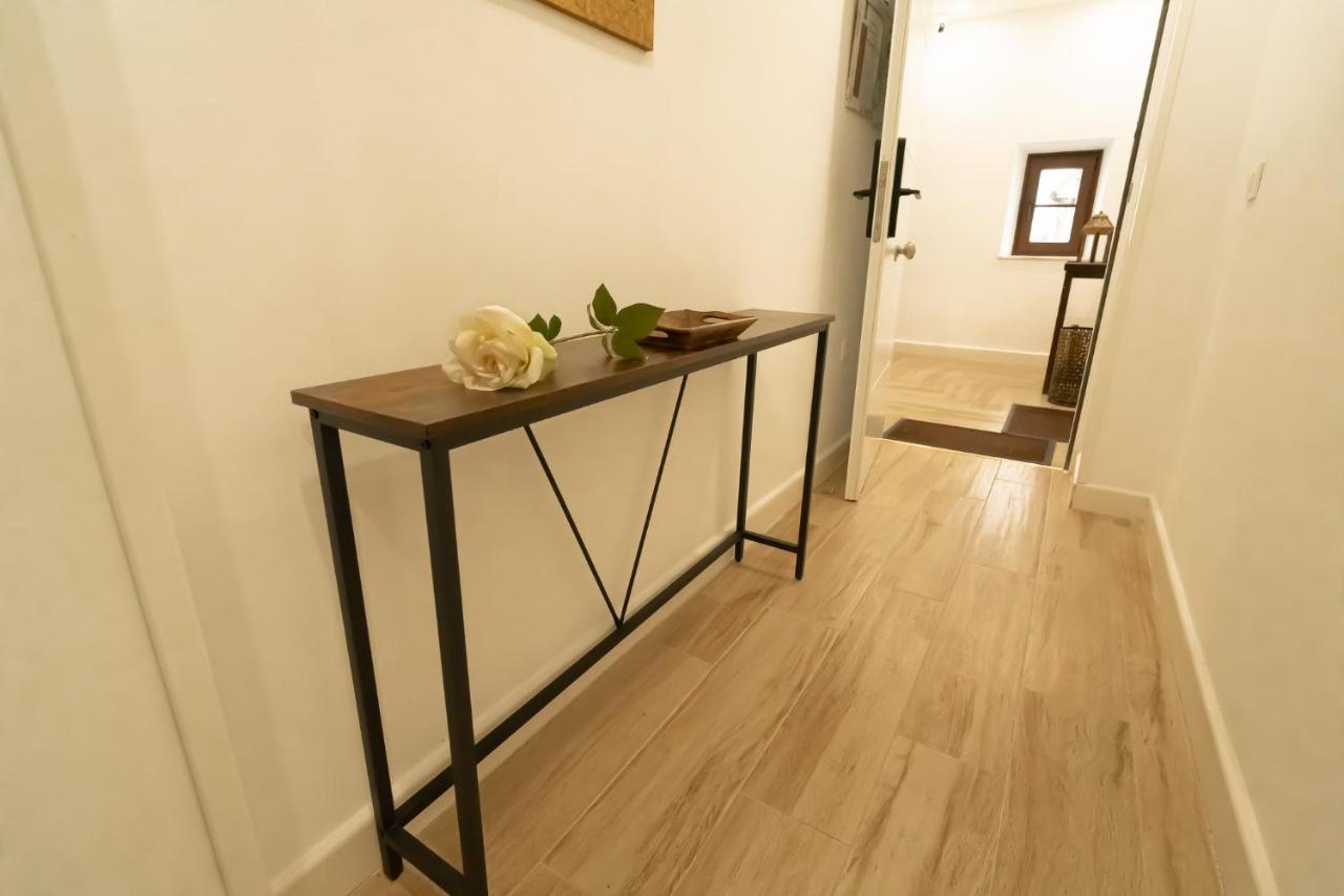 Appartamento con 2 Camere da Letto