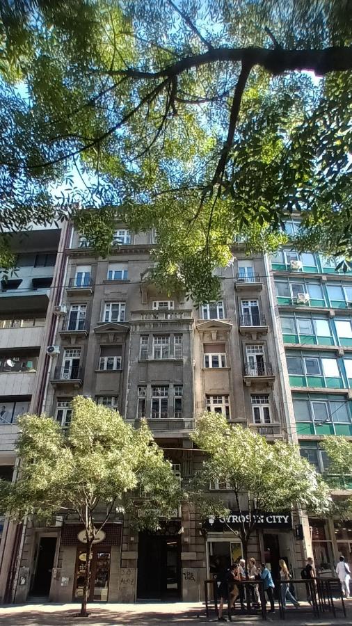 Authentic Belgrade Centre Apartment #3, Paid Parking on-site, Mandatory Reservation - Ferienwohnung Belgrad