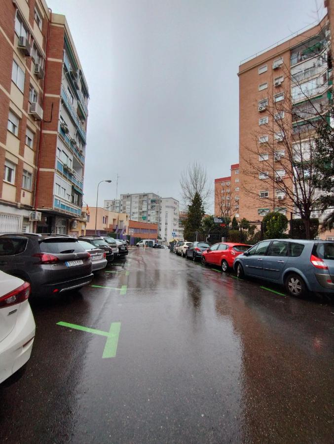 aparment la Elipa - B&B Madrid