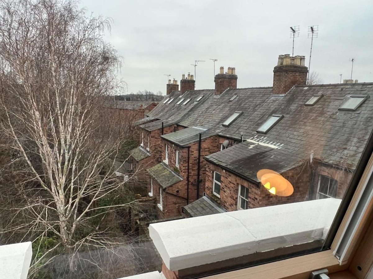 Chester Stays - Best Value Apartment with Free Parking in the heart of Chester - Chambres d'hôtes Chester