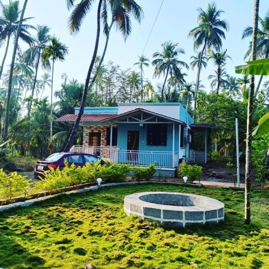 B&B Diveāgar - Narkar's villa (near to beach) - Bed and Breakfast Diveāgar