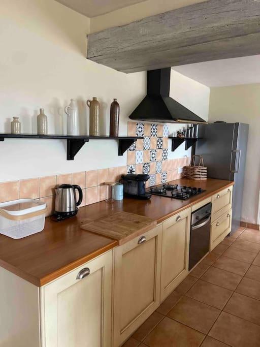 Maison 12-14 pers. avec piscine au cœur de la nature - B&B Vouneuil-sur-Vienne