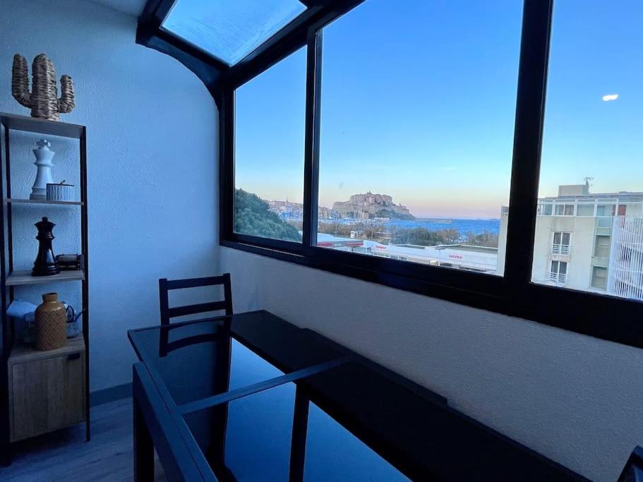 Magnifique T1bis dans CALVI centre avec Parking - B&B