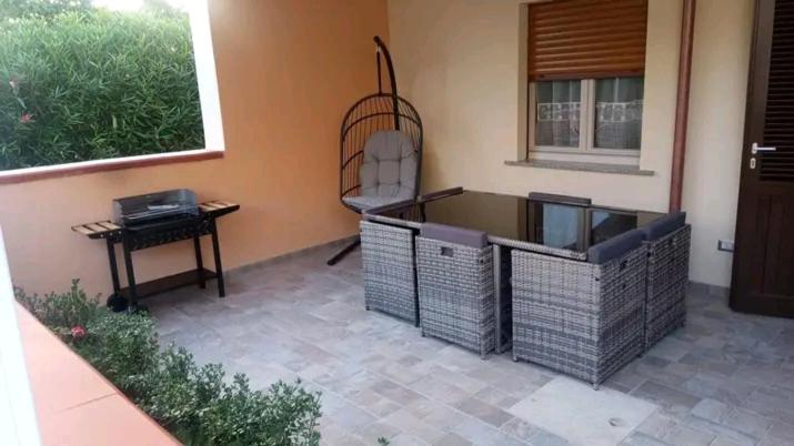 Appartamento con veranda e giardino a 75 m dal mare - B&B Castelsardo