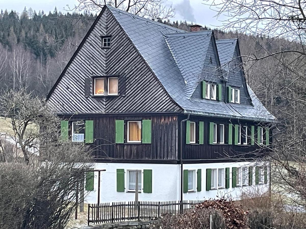 Natur pur im Erzgebirge - Chambres d’hôtes