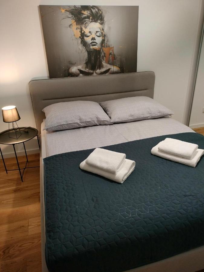 B&B Rzeszów - Apartament Karoliny 2 self check-in, parking - Bed and Breakfast Rzeszów