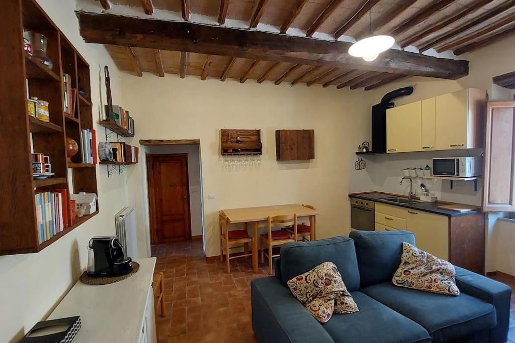 B&B Monticiano - piccolo appartamento - Bed and Breakfast Monticiano