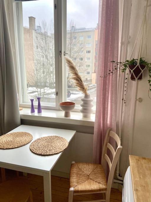 B&B Helsinki - Cozy studio in the heart of Kallio next to metro - Bed and Breakfast Helsinki