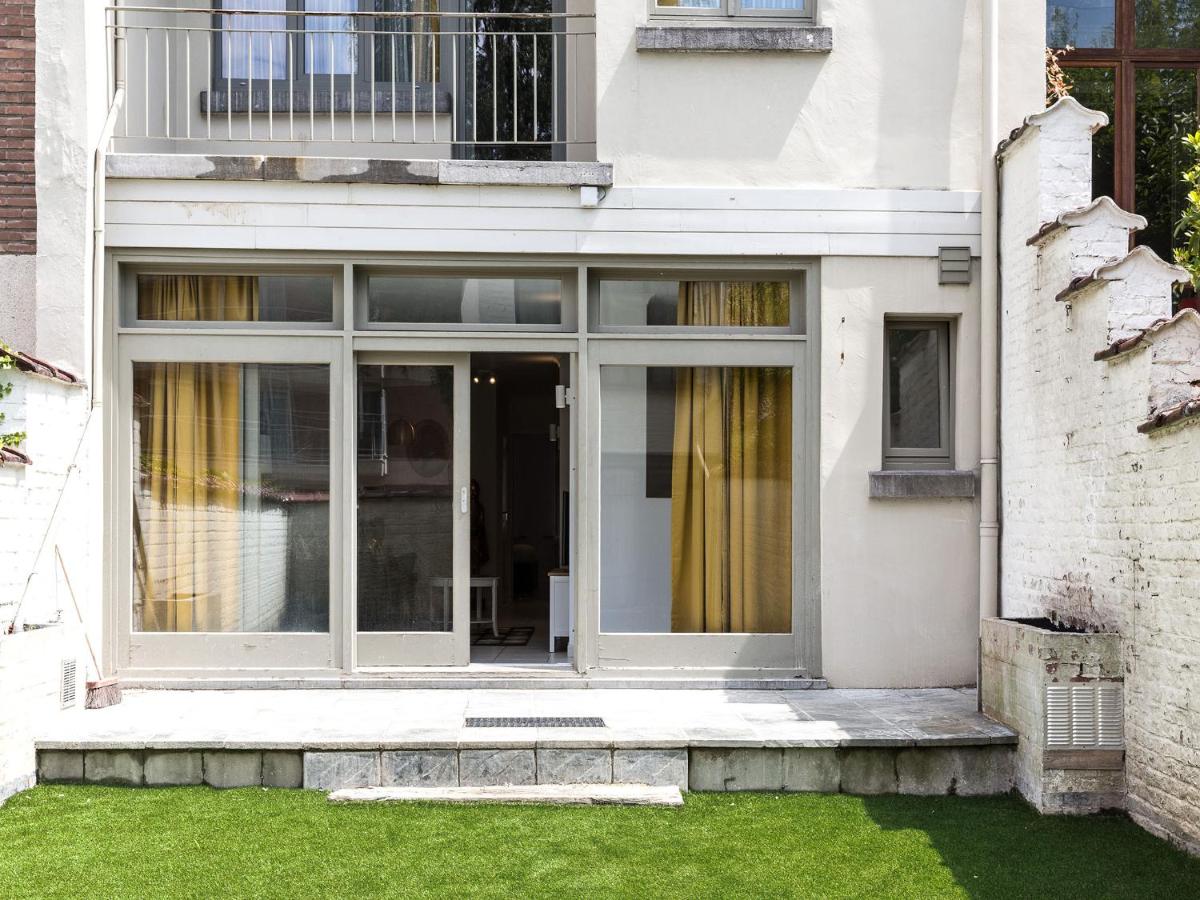 Apartment in Brussels, Degroux by Homenhancement SA - B&B