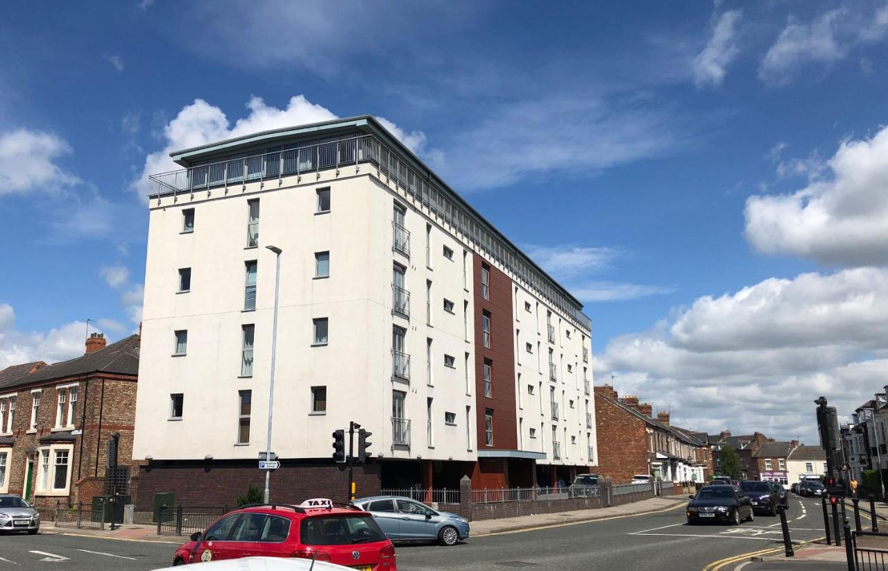 Stunning Penthouse Apartment in Darlington - B&B
