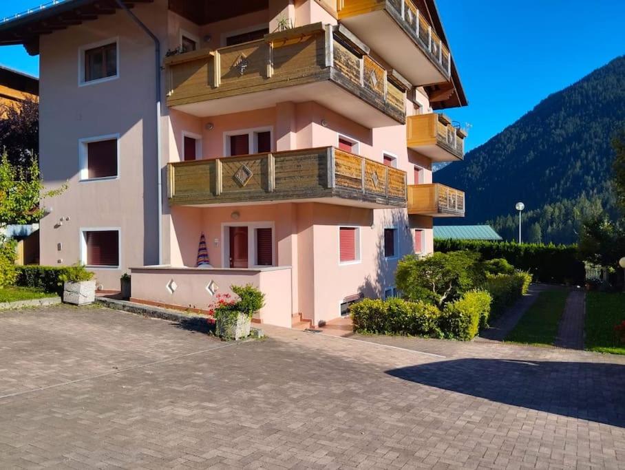 Appartamento Daniela Dolomiti. - B&B Auronzo